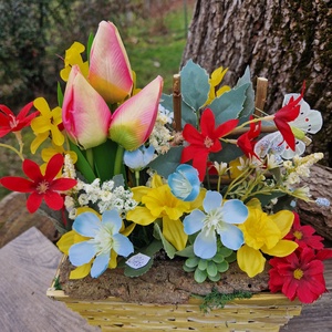 Tulipános kert pillangóval - otthon & életmód - dekoráció - asztal és polc dekoráció - asztaldísz - Meska.hu