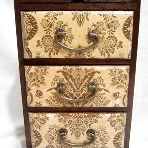 Barna komód antik fogantyúkkal és tükörrel - 3 fiókos szekrény - mmse74 részére -  - Meska.hu