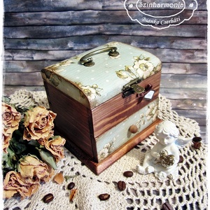 Fehér Szellőrózsák ládika - vintage ajándék / fiókos ékszertartó / emlék / tároló doboz / ballagás -  - Meska.hu