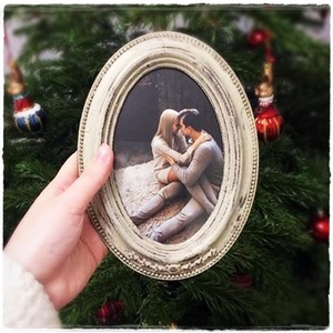 Képkeret Ovális - Törtfehér Vintage 10x15 cm (baba talplenyomat, kézlenyomat, nászajándék, esküvő, asztalszám, fotózás) - otthon & életmód - dekoráció - Meska.hu