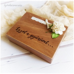 Barna gyűrűtartó doboz mohaággyal  - esküvő - kiegészítők - gyűrűtartó & gyűrűpárna - Meska.hu