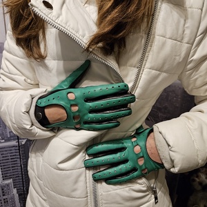 Zöld-fekete autós, Ruha & Divat, Sál, Sapka, Kendő, Kesztyű, Bőrművesség, Varrás, MESKA