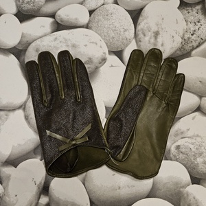 Oliva zöld-mintás autós - ruha & divat - sál, sapka, kendő - kesztyű - Meska.hu