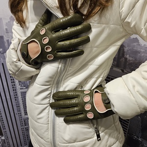 Zöld autós, Ruha & Divat, Sál, Sapka, Kendő, Kesztyű, Bőrművesség, Varrás, MESKA