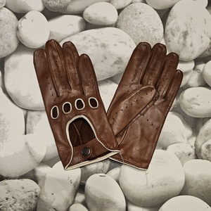 Konyak színű autós - ruha & divat - sál, sapka, kendő - kesztyű - Meska.hu