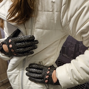 Mintás fekete autós, Ruha & Divat, Sál, Sapka, Kendő, Kesztyű, Bőrművesség, Varrás, MESKA