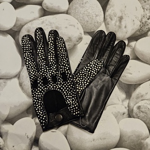 Mintás fekete autós - ruha & divat - sál, sapka, kendő - kesztyű - Meska.hu