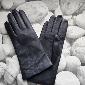 Sötét kék ,díszvarrott - ruha & divat - sál, sapka, kendő - kesztyű - Meska.hu