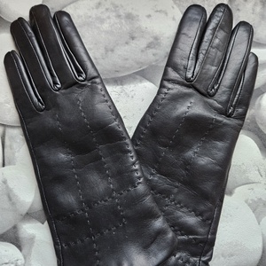 fekete, díszítéssel - ruha & divat - sál, sapka, kendő - kesztyű - Meska.hu