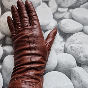 Konyak színű ,díszvarrott - ruha & divat - sál, sapka, kendő - kesztyű - Meska.hu