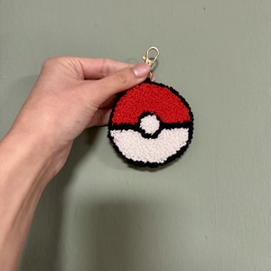 Pokémonos kulcstartó - poke ball - táska & tok - kulcstartó & táskadísz - kulcstartó - Meska.hu