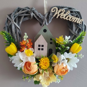 Szív alakú Welcome ajtódísz � tavaszi hangulatú virágkompozíció, Otthon & Életmód, Dekoráció, Ajtó- és ablak dekoráció, Ajtódísz & Kopogtató, Virágkötés, MESKA