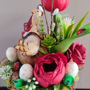 Tyúkanyó tavaszi kertje, húsvéti kaspós dísz - otthon & életmód - virágdekoráció - virágdíszek - virágdísz kaspóban - Meska.hu