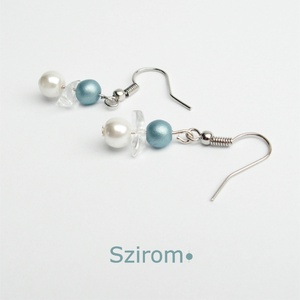 Angyalka - hegyikristály szárnyakkal kék és fehér gyöngyökkel - fülbevaló -  - Meska.hu