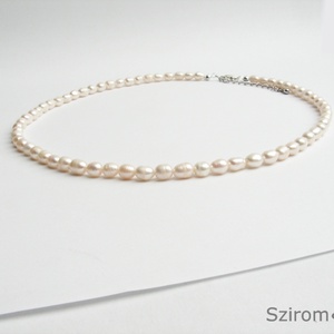 Örök divat - fehér tenyésztett gyöngy nyaklánc -  - Meska.hu
