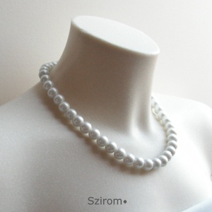Klasszikus fehér gyöngysor  -  - Meska.hu