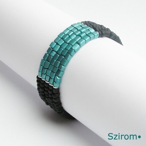 Sikeres nő - fekete és türkiz színű karkötő -  - Meska.hu