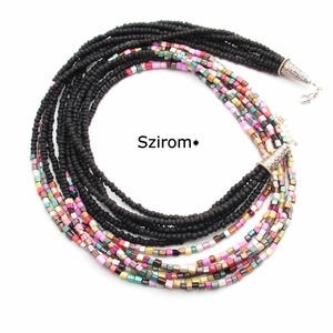 Színes egyéniség - fekete-tarka nyaklánc -  - Meska.hu