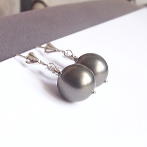 Szürkület :) - shell pearl gyöngy fülbevaló, Ékszer, Fülbevaló, Lógós kerek fülbevaló, Ékszerkészítés, Meska