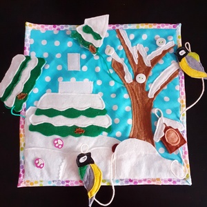 Kis madár család -oldal egy csendes könyvből., Játék & Sport, Textilkönyv & Babakönyv, Varrás, MESKA