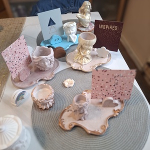 Cicás lány - otthon & életmód - dekoráció - dekoratív figurák és szobrok - Meska.hu