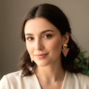 TRIANGO fülbevaló - lazac és arany  - ékszer - fülbevaló - lógó fülbevaló - Meska.hu