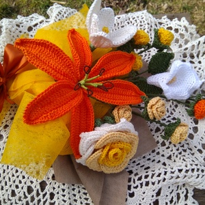 Horgolt virágcsokor - otthon & életmód - dekoráció - virágdísz és tartó - csokor & virágdísz - Meska.hu