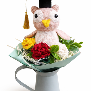 Ballagási csokor horgolt bagollyal � egyedi kézműves ajándék - Meska.hu