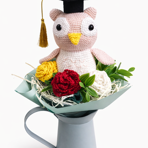 Ballagási csokor horgolt bagollyal � egyedi kézműves ajándék - otthon & életmód - virágdekoráció - virágok - virágcsokor - Meska.hu