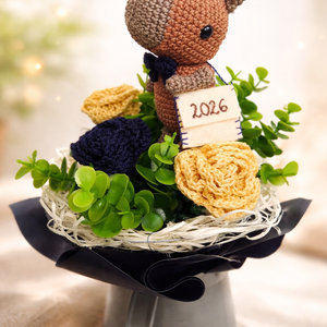 Horgolt ballagási capybara csokor- horgolt virágokkal, egyedi kézműves ajándék - otthon & életmód - virágdekoráció - virágok - virágcsokor - Meska.hu