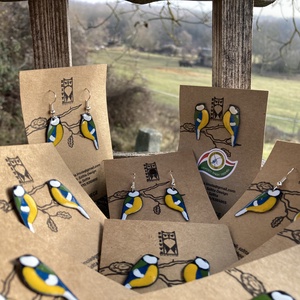 Széncinke egyedi tűzzománc fülbevaló - ékszer - fülbevaló - pötty fülbevaló - Meska.hu