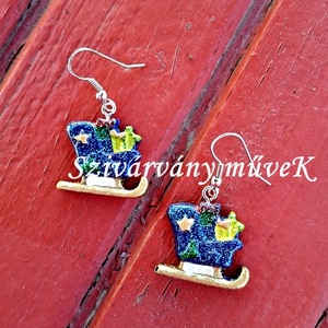 Mikulás szán, fülbevalón - Meska.hu