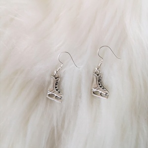 'Korcsolyák'  fülbevaló - Meska.hu