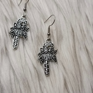 Cukorpálca fülbevaló - ékszer - fülbevaló - lógó fülbevaló - Meska.hu Cukorpálca fülbevaló - ékszer - fülbevaló - lógó fülbevaló - Meska.hu