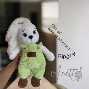 Horgolt nyuszi csipogóval � puha, szerethető gyermek játék, Játék & Sport, Plüssállat & Játékfigura, Nyuszi, Horgolás, Hímzés, MESKA