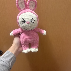 Horgolt Labubu amigurumi � puha, kézzel készült figura, rendelésre is - Meska.hu