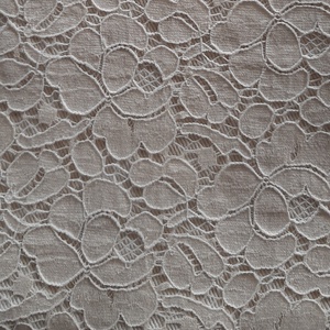 Natur csipkés karácsonyfa,ajtódísz,ablakdísz,Shabby chic stílusban - karácsony - karácsonyi lakásdekoráció - karácsonyfadíszek - Meska.hu
