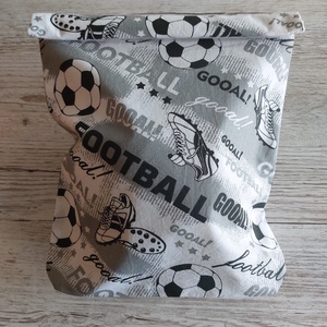 NoWaste uzsonnás tasak,fehér alapon szürke fekete focis vászonból , Táska & Tok, Bevásárlás & Shopper táska, Shopper, textiltáska, szatyor, Varrás, MESKA