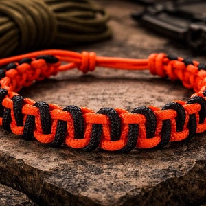 Paracord karkötő - Meska.hu