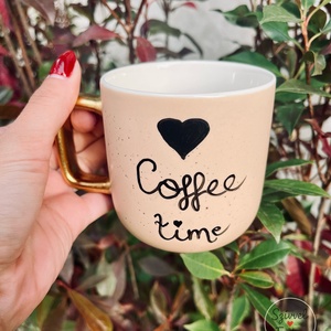Arany-bézs bögre ,,Coffee time felirattal - Meska.hu