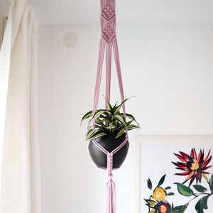 Lola makramé virágtartó - dusty pink - otthon & életmód - dekoráció - virágdísz és tartó - virágtartó - Meska.hu