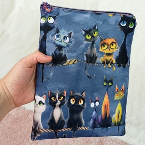 Könyvtok mancsos cipzárral - könyv & zene - könyvtok - Meska.hu