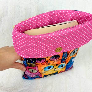 Könyvtok lehajtófedéllel, mágneskapoccsal - Meska.hu