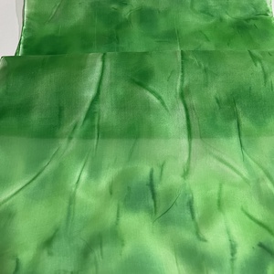 Zöld selyemsál a mindennapokra, Ruha & Divat, Sál, Sapka, Kendő, Sál, Selyemfestés, MESKA