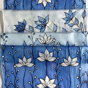 Királykék 100% selyem sál köszönő ajándék virágos átmenetes sál - ruha & divat - sál, sapka, kendő - sál - Meska.hu