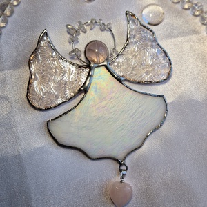 Kristályangyal opálos színben - Meska.hu