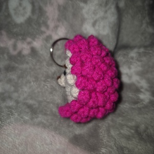 Sünis kulcstartó  - táska & tok - kulcstartó & táskadísz - kulcstartó - Meska.hu