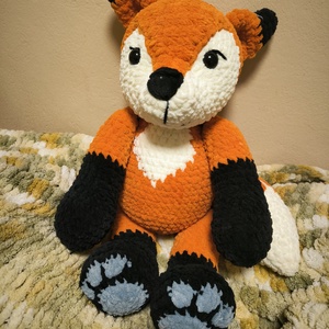 Horgolt óriás róka - Meska.hu