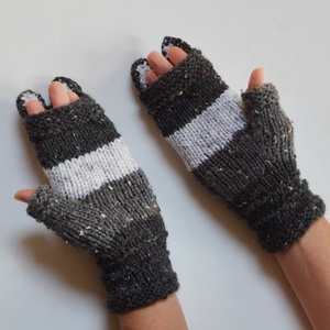 Husky kölyök - kötött unisex kézmelegítő husky kutya arccal. Jöhet a hideg és a tél! -  - Meska.hu