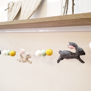 Nyuszis girland, füzér kiságyra, falra, polc alá - otthon & életmód - babaszoba, gyerekszoba - babaszoba, gyerekszoba - Meska.hu